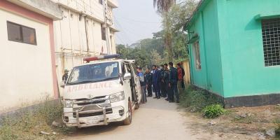 হিমাগারে রাখা দুই ভারতীয়ের মরদেহ সৎকার