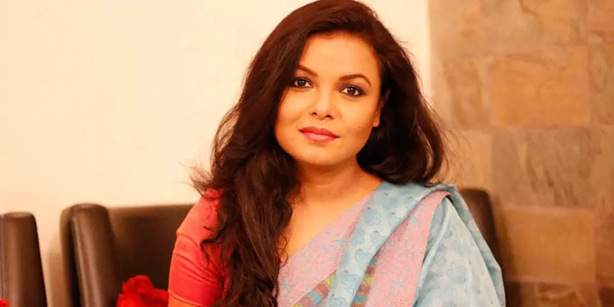 অভিনেত্রী শাওন আটক