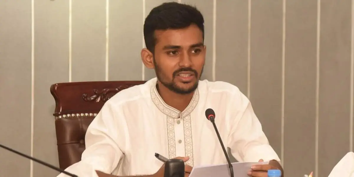 আ.লীগকে নিষিদ্ধের ব্যাপারে যা বললেন উপদেষ্টা আসিফ মাহমুদ