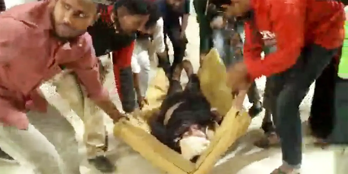 গাজীপুরে সাবেক মন্ত্রীর বাড়িতে হামলা, প্রতিরোধে আহত ১৫
