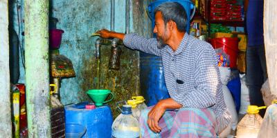 খাতুনগঞ্জে হাতবদলে আকাশচুম্বী দাম খোলা সয়াবিনের