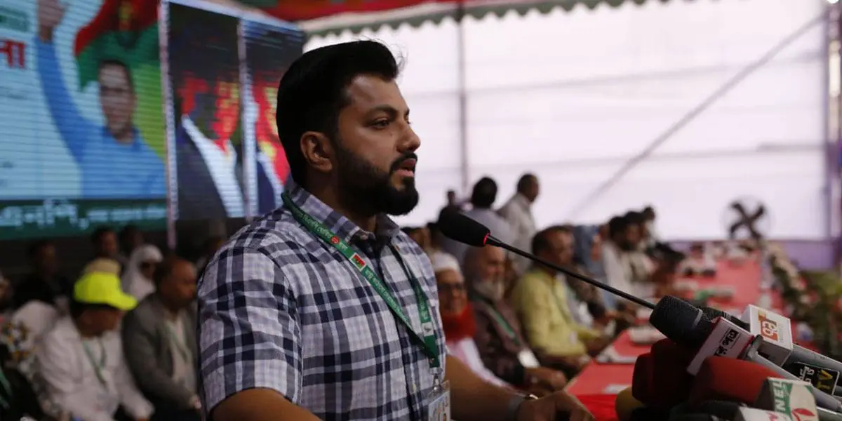 আ.লীগ নামে কোনো দল রাজনীতি করার অধিকার রাখে না: ইশরাক হোসেন