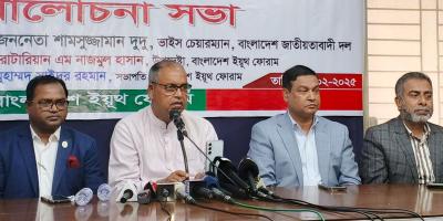 জনগণের ম্যান্ডেটপ্রাপ্ত সরকার ছাড়া গণতন্ত্র ব্যর্থ হবে: দুদু
