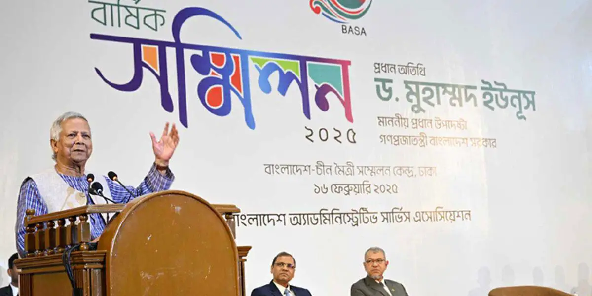৩ দেশের সঙ্গে যৌথ অর্থনীতি গড়ে তোলার আহ্বান প্রধান উপদেষ্টার