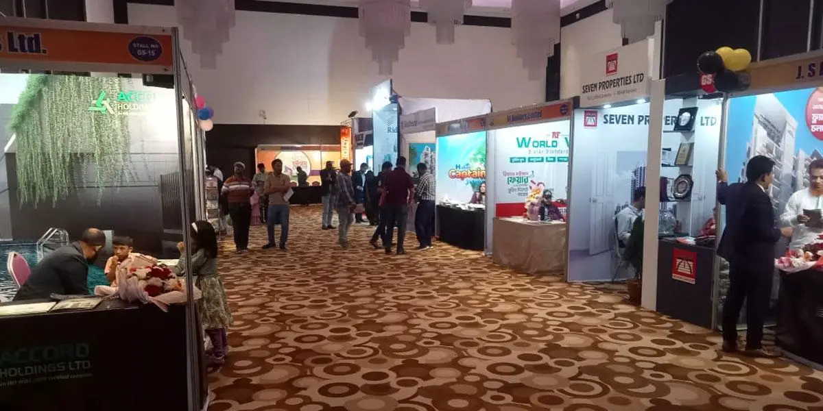চট্টগ্রামে রিহ্যাব মেলায় ক্রেতার জন্য হাহাকার