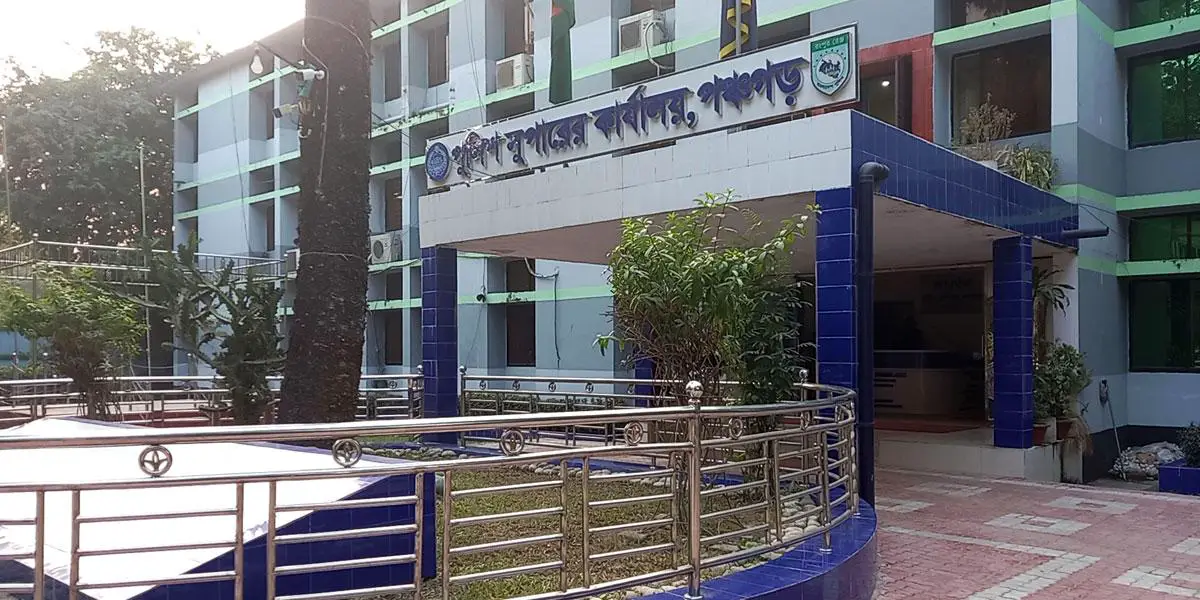 অপারেশন ডেভিল হান্ট: পঞ্চগড়ে ৭ আ.লীগ নেতা-কর্মী আটক