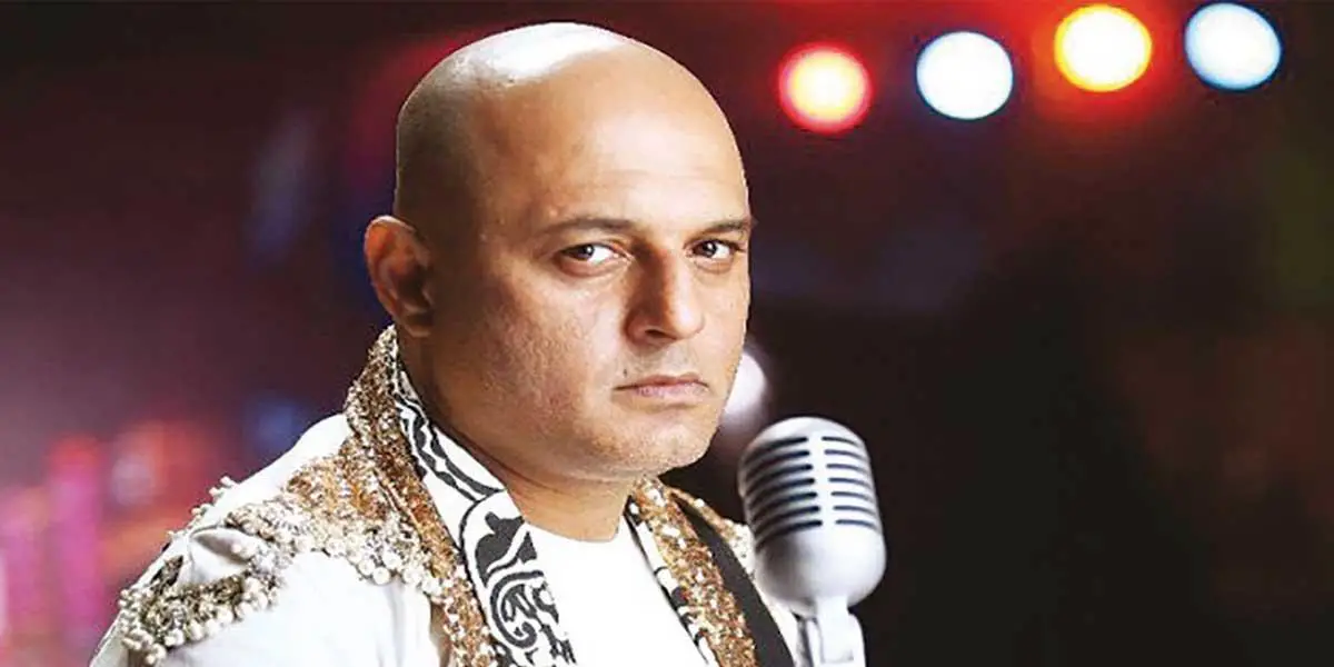 বাংলাদেশে আসছেন জুনুন ব্যান্ডের আলী আজমত