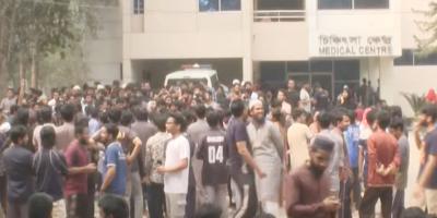কুয়েটে ভিসির পদত্যাগসহ ৫ দাবিতে  ক্লাস বর্জন