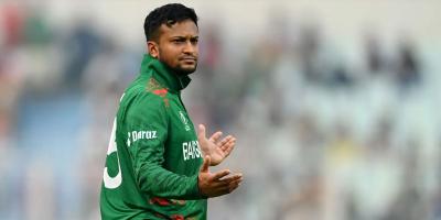 অথচ সাকিবই নেই!
