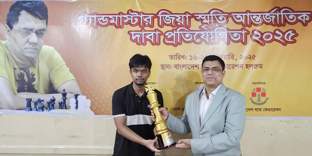 বাবার নামে টুর্নামেন্টে ছেলে চ্যাম্পিয়ন