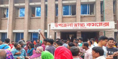 দুর্গাপুরে ইউপি চেয়ারম্যানের বাড়িতে হামলা, নারী নিহত