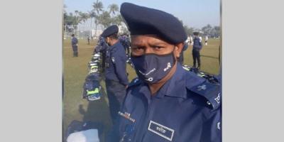 চলন্ত বাসে ডাকাতি-শ্লীলতাহানির ঘটনায় মির্জাপুর থানার এএসআই বরখাস্ত