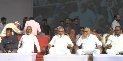 বিএনপি জোর করে ক্ষমতায় যেতে চায় না: নজরুল ইসলাম খান