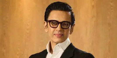 নতুন উদ্যমে নোবেল