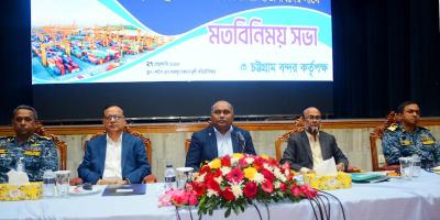 পণ্য বোঝাইয়ের ৭২ ঘণ্টার মধ্যে জাহাজগুলোকে বন্দর ত্যাগের নির্দেশ