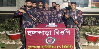 গোয়াল ঘরে মিলল ২ কোটি ৮৪ লাখ টাকার স্বর্ণের বার