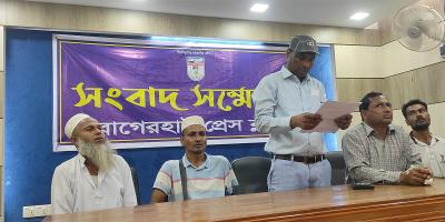 রামপালে ৪ শতাধিক চিংড়ি ঘের দখল