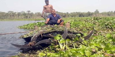 স্বল্প শিক্ষিত মেকানিক প্রদীপের ‘শেওলা কাটা মেশিন’ উদ্ভাবন