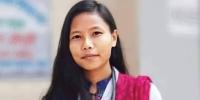 ম্রো জনগোষ্ঠীর প্রথম নারী চিকিৎসক