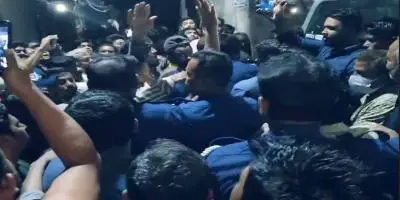 নারায়ণগঞ্জে সৎ মেয়েকে ধর্ষণ চেষ্টায় গ্রেপ্তার বাবা