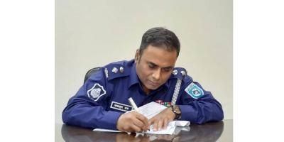 স্ত্রীর মামলায় এসপি কারাগারে, ক্ষোভে গণমাধ্যমকর্মীদের ওপর হামলা