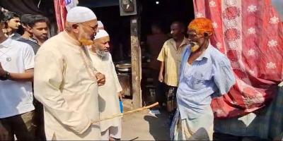 রোজা না রাখায় কান ধরে উঠবস করালেন ব্যবসায়ী নেতা
