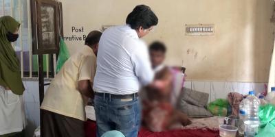 চুরির অপবাদে নির্যাতনের পর যুবকের গায়ে আগুন