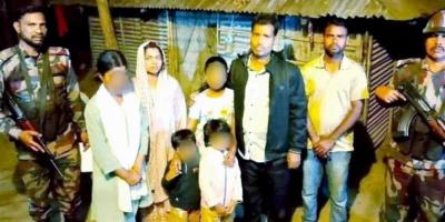 অবৈধভাবে ভারত যাওয়ার পথে নারী-শিশুসহ আটক ৭