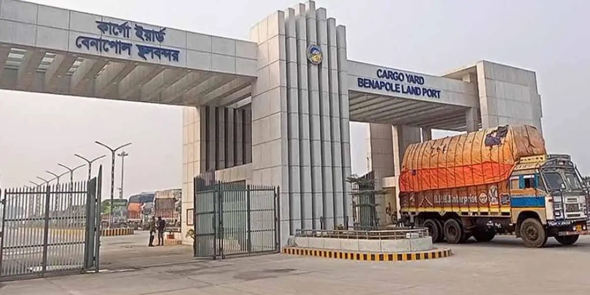 দোল পূর্ণিমা উপলক্ষে বেনাপোলে বন্দরে আমদানি-রপ্তানি বন্ধ