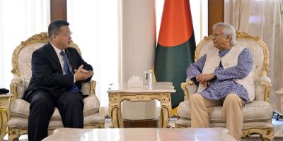 বাংলাদেশে বিনিয়োগ করবে বিশ্বের বৃহত্তম সৌর প্যানেল নির্মাতা প্রতিষ্ঠান