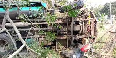 ফরিদপুরে ট্রাক-মোটরসাইকেল-রিকশার সংঘর্ষে নিহত ২