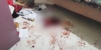 রূপগঞ্জে ব্যবসায়ীর বাড়িতে ডাকাতি, নারীসহ ৪ জনকে কুপিয়ে জখম