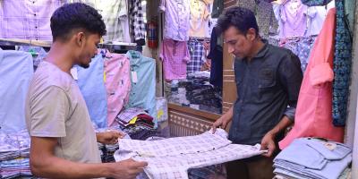 প্রিয়জন নেই, তবুও কিনছেন নতুন পোশাক
