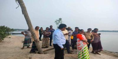 শ্যামনগরে উপকূলরক্ষা বাঁধে ধস: এলাকাজুড়ে আতঙ্ক