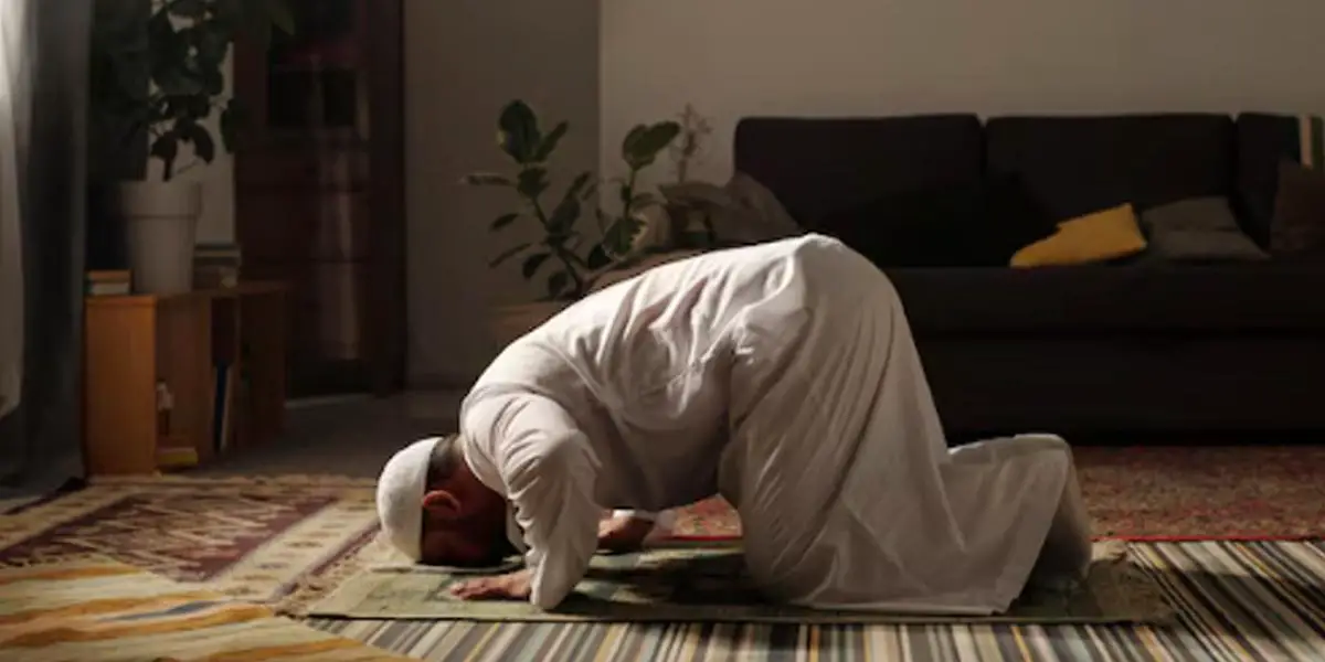 জীবনে অন্তত একবার হলেও এ নামাজ পড়ুন