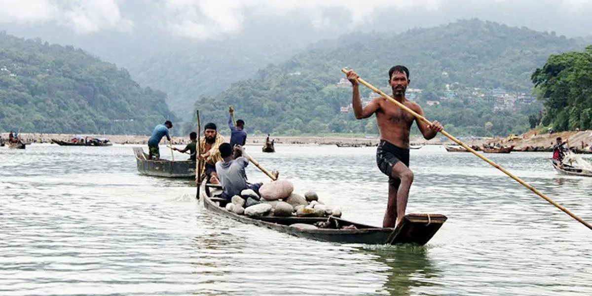 সিলেটে পাথর উত্তোলন বন্ধে বেলার আইনি নোটিশ