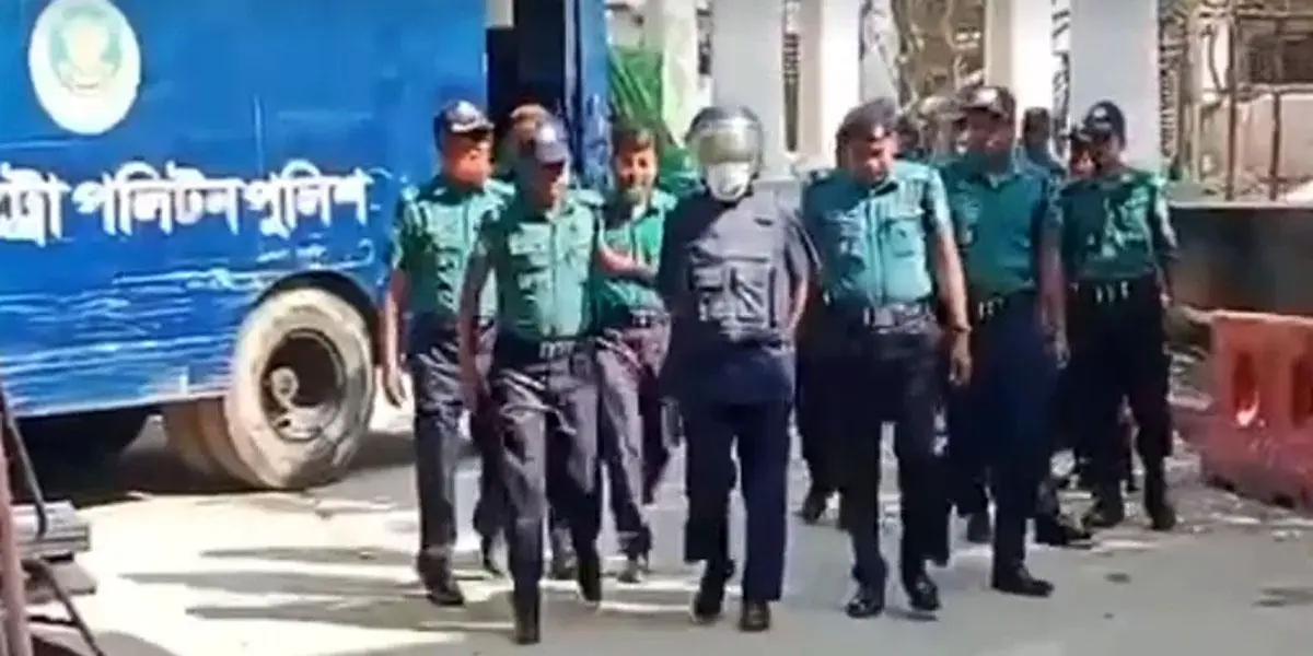 আন্তর্জাতিক অপরাধ ট্রাইব্যুনালে সাবেক আইজিপি শহীদুল হকসহ ৬ আসামি