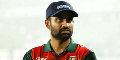 বুকে ব্যথা নিয়ে মাঠ ছেড়ে হাসপাতালে তামিম
