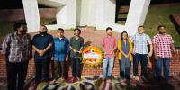 পুলিশের বাধা অতিক্রম করে শহিদ মিনারে পুষ্পস্তবক অর্পণ