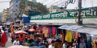 মিরপুরে বেচাকেনা জমেছে ফুটপাত মার্কেটে