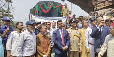ঢাকা-নারায়ণগঞ্জ রুটে নতুন ৮ জোড়া কমিউটার ট্রেন চালু, কমবে ভোগান্তি