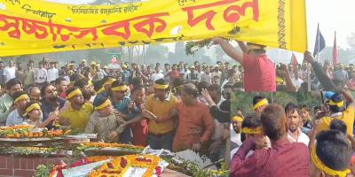 ফুল দেওয়া নিয়ে স্বেচ্ছাসেবক দলের দুই পক্ষের মারামারি, আহত ২