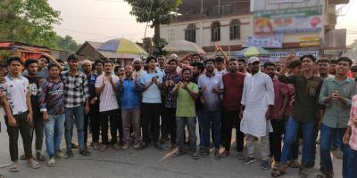শাহরাস্তিতে নাসির পাটোয়ারীকে অবাঞ্ছিত ঘোষণা, ছাত্রদলের বিক্ষোভ