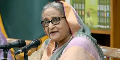 শেখ হাসিনাসহ ৭৩ জনের বিরুদ্ধে রাষ্ট্রদ্রোহ মামলা