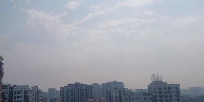 দূষিত বাতাসের শহরে ঢাকা আজ পঞ্চম