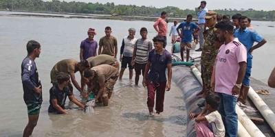 সাতক্ষীরায় বিস্তীর্ণ এলাকা প্লাবিত, দুর্যোগ মোকাবিলায় মাঠে সেনাবাহিনী
