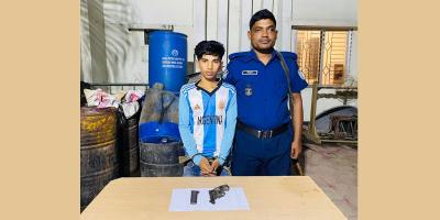 রূপগঞ্জে দেশীয় অস্ত্রসহ কিশোর গ্রেপ্তার
