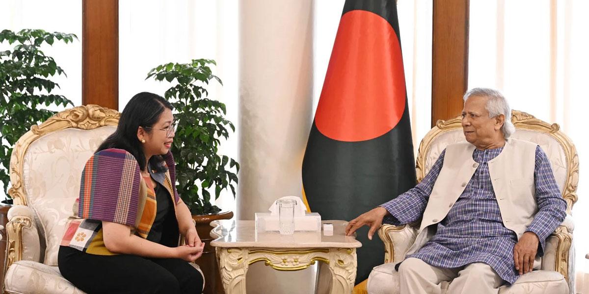 প্রধান উপদেষ্টার সঙ্গে ফিলিপাইনের রাষ্ট্রদূতের সাক্ষাৎ