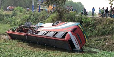 রাজশাহীতে বাস-ট্রাক সংঘর্ষে জামায়াতের ৩ কর্মী নিহত
