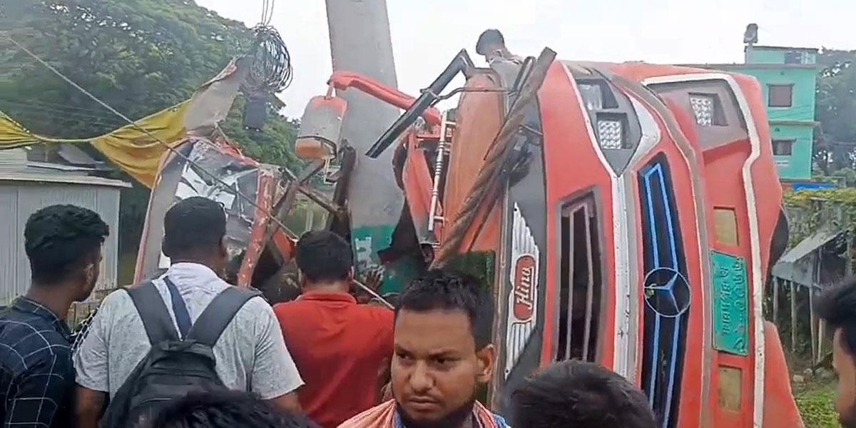 ফরিদপুরের বাস দুর্ঘটনায় আরও একজনের মৃত্যু